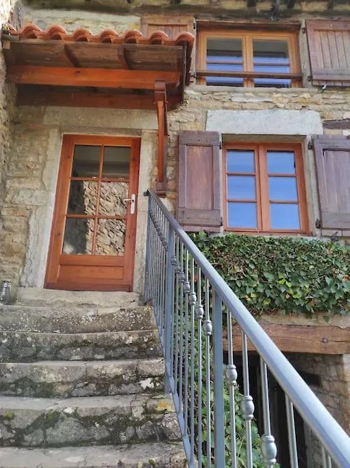 Holiday home Maison De Famille En Bourgogne Proche De Cluny Saint-Point France