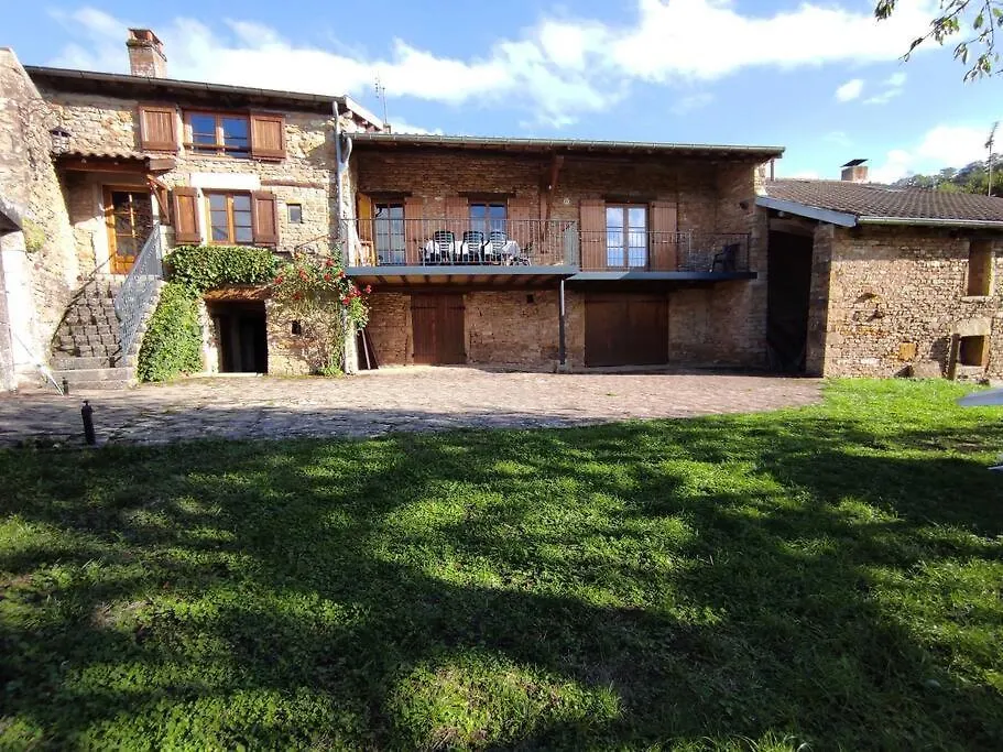 Holiday home Maison De Famille En Bourgogne Proche De Cluny Saint-Point France